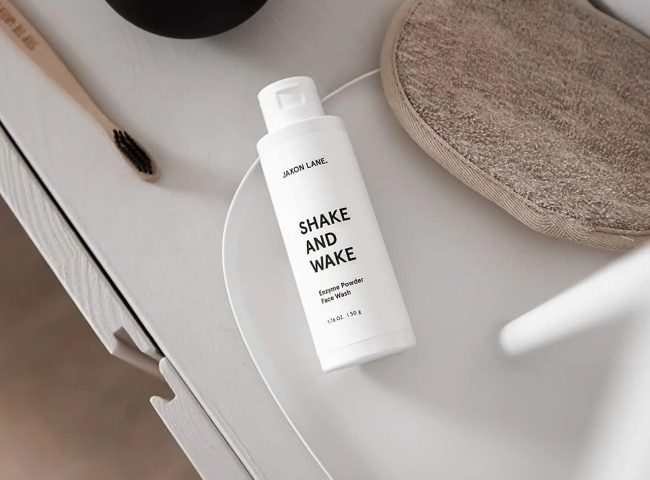 Shake & Wake Enzyme Powder Face Wash