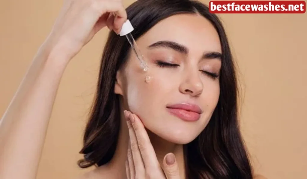 Balances Oily and Combination Skin